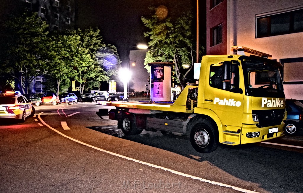 Schwerer VU PKW Rad Koeln Deutz Giessenerstr Betzdorferstr P097.JPG - Miklos Laubert